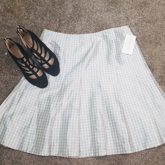 NWT Liberte by Emanuel Ungaro silk skirt - Picture 3 of 6